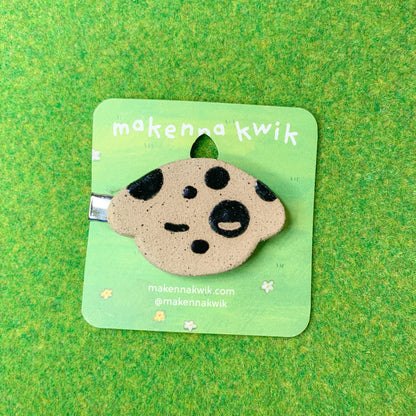 Ceramic Hair Clip - Spotty Doggy Cookie