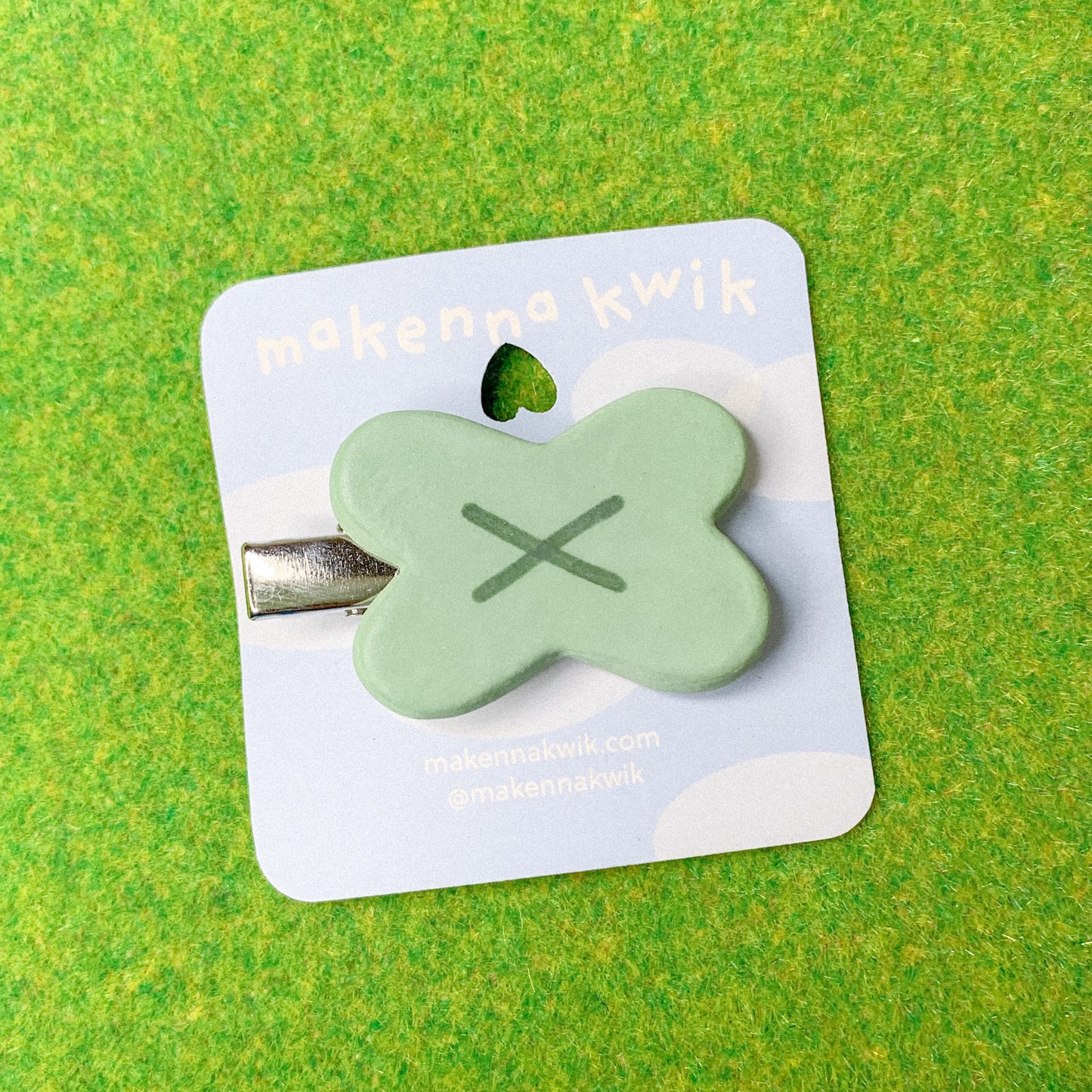 Ceramic Hair Clip - Clover