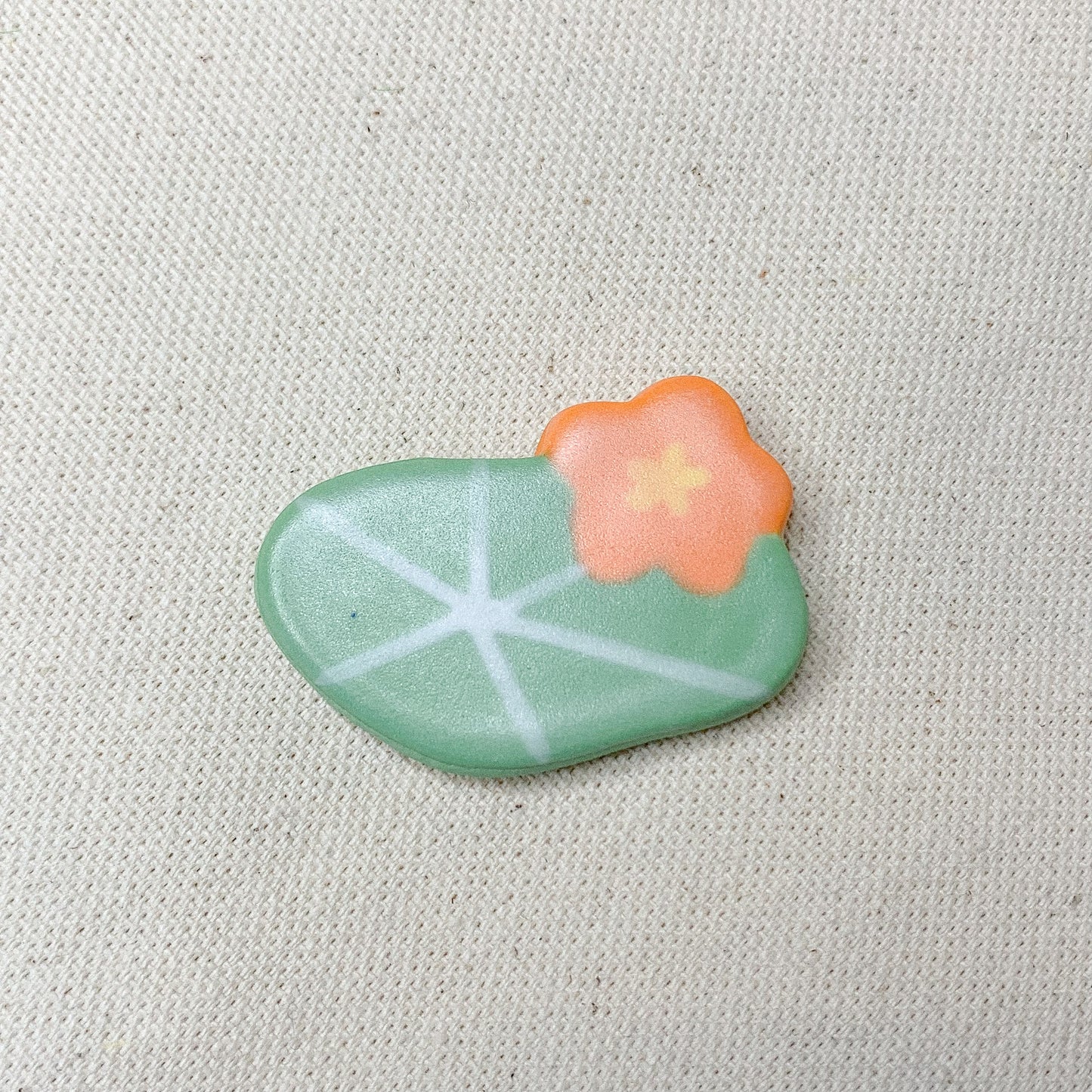 Ceramic Magnet - Nasturtium Leaf